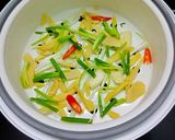 Hình bước làm 2 của món Cá nục hấp bia