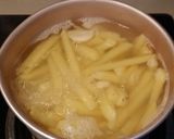 Foto langkah ke 2 dari resep French fries (Kentang Goreng).