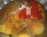 A picture of step 2 of Egg paratha.