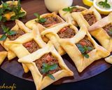 A picture of step 4 of Sfiha Baalbakieh (Lebanese Meat Pies).
