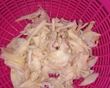 Foto langkah ke 2 dari resep Tumis jamur putih.
