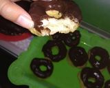 Foto langkah ke 6 dari resep Donat coklat Rumahan.