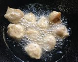 A picture of step 2 of Banana Fritters.