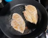 A picture of step 2 of Chicken Pizza.