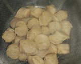 A picture of step 2 of Soya chaap sticks.