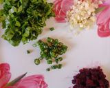 A picture of step 2 of Ragi Uttapam.