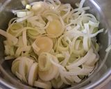 Foto del paso 2 de la receta: Sopa de poro y papa