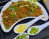 A picture of step 5 of Mutton Qeema karahi😋😋.