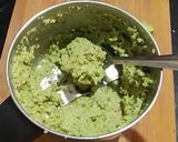 हिरव्या बरबटीच्या दाण्यांची चटणी (Hirvya Barbatichya Danyachi Chutney Recipe In Marathi) रेसिपी स्टेप 3 फोटो 