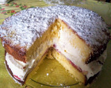 Foto del paso 6 de la receta: Torta de crema Chantilly y frutillas fácil