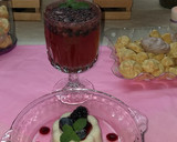 Foto del paso 14 de la receta: Panna cotta de coco🍮🥥 con coulis de jamaica y mezcal oaxaqueño