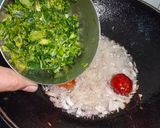 A picture of step 3 of Dahi Tikhari.