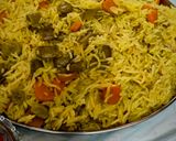 صورة لخطوة 3 من وصفة أرز بسمتي مع الفول والجزر