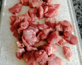 Foto del paso 1 de la receta: Rollitos de col rellenos de cordero desmigado y salsa de higos