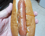 Foto del paso 2 de la receta: Perrito caliente con zanahoria encurtida y cebolla frita
