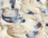 Foto del paso 4 de la receta: Tarta de cebolla, queso y hongos