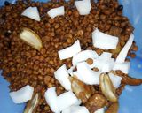 A picture of step 2 of Kunun Aya with coconut and date (Dabino).