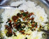 A picture of step 2 of Phulhora rice.