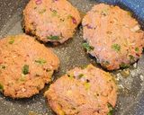 A picture of step 5 of Turkey Burger Paddy's with Salsa rosa.