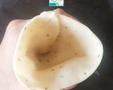 A picture of step 5 of Aloo Matar Samosa.