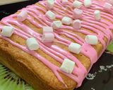 A picture of step 5 of Amy’s Marshmallow Madeira Cake.