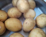 Foto del paso 1 de la receta: Ensalada de papines y huevos de codorniz