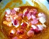 รูปขั้นตอนการทำที่ 3 ของ แกงกะทิไก่ยอดมะขามอ่อน