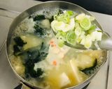 味增海帶芽豆腐湯的食譜步驟3照片