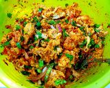 รูปขั้นตอนการทำที่ 6 ของ ข้าวยำไก่แซ่บ