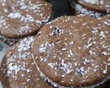 Foto del paso 6 de la receta: 🥳 Receta N° 100 - Alfajor de harina integral y cacao + dulce de