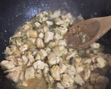 Foto del paso 4 de la receta: Pollo a la naranja y vino blanco
