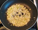 Foto del paso 3 de la receta: Almejas a la marinera
