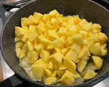 Une image de l'étape 11 de Pommes de terre rouges sautées ail, oignon et herbes aromatiques.