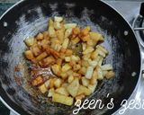 A picture of step 1 of Thyme or Za'atar Aloo.