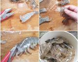 A picture of step 2 of Thai Tom Yum Goong Soup 冬陰功湯.