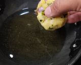लेफ्ट ओवर पोहा डोनट्स(left over poha doughnut recipe in hindi) रेसिपी चरण 4 फोटो