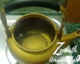 A picture of step 1 of Lemon and Honey Green Tea.