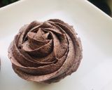 A picture of step 4 of Butter cream frosting 🧁.