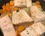 Foto del paso 5 de la receta: Salmón en salsa de cítricos