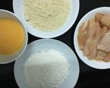 Hình bước làm 2 của món Ức Gà Chiên Xù