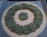 Foto del paso 1 de la receta: Girasol de hojaldre con ricotta y espinacas