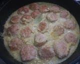 Foto del paso 2 de la receta: Albóndigas de cerdo caseras extra tiernas en amarillo