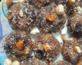 ખજૂર કોકોનટ પૂરી(Dates coconut puri recipe in Gujarati) રેસીપી સ્ટેપ4ફોટો