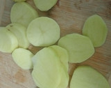 Foto del paso 2 de la receta: 🍟Patatas fritas crujientes