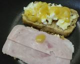 Foto del paso 3 de la receta: Sándwich🥯hawaiano🥓en pan de plátano🍞🥯🍍