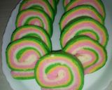 Foto langkah ke 5 dari resep Gethuk gulung pelangi.