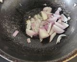 A picture of step 3 of Vegetable Spaghetti Indian Street Style.