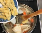 Foto del paso 6 de la receta: El tonziru~El sopa del miso con el cerdo y verduras~