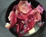 A picture of step 1 of California Farm Red Onion Soup.