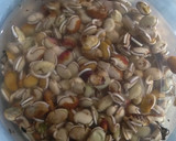 மொச்சைப்பயிறு மஞ்சள்சீரகம் அரைத்து ஊற்றிய கூட்டு (Mochaipayaru k ரெசிபி ஸ்டேப் 1 புகைப்படம்